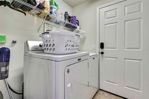 Casa en venta en Brooksville, Florida, 3 dormitorios, 168.52 m2 № 1838108 - foto 30