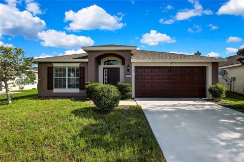Casa en venta en Brooksville, Florida, 3 dormitorios, 168.52 m2 № 1838108 - foto 1