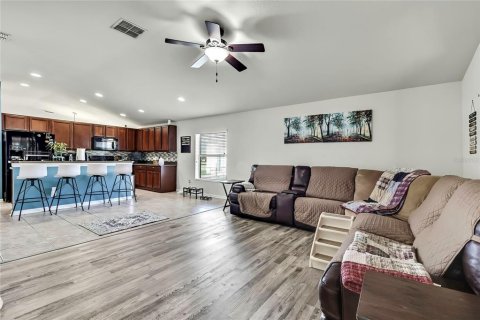 Casa en venta en Brooksville, Florida, 3 dormitorios, 168.52 m2 № 1838108 - foto 6