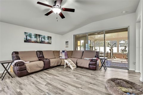 Casa en venta en Brooksville, Florida, 3 dormitorios, 168.52 m2 № 1838108 - foto 5