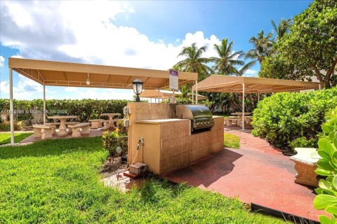 Copropriété à louer à Hollywood, Floride: 1 chambre, 85.47 m2 № 1892933 - photo 24