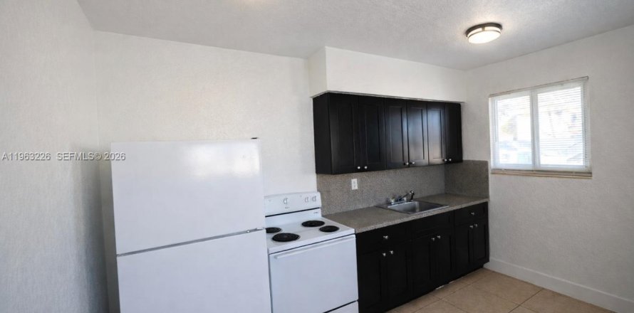 Appartement à Miami, Floride 1 chambre № 2025757