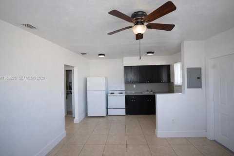 Appartement à louer à Miami, Floride: 1 chambre № 2025757 - photo 3