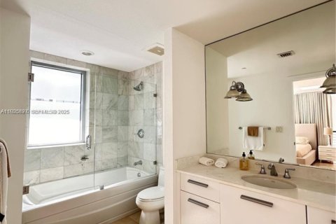 Снять в аренду кондоминиум в Майами, Флорида 2 спальни, 133.78м2, № 1988071 - фото 10