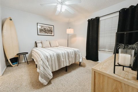 Condo in Daytona Beach, Florida, 2 bedrooms  № 2226134 - photo 11