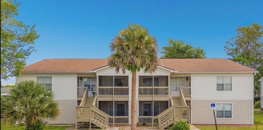 Condo in Daytona Beach, Florida, 2 bedrooms  № 2226134