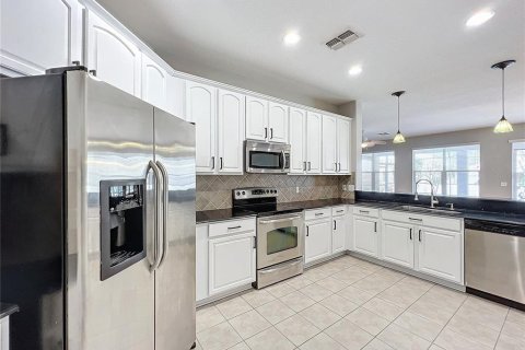 Villa ou maison à vendre à Davenport, Floride: 4 chambres, 213.68 m2 № 1732834 - photo 9