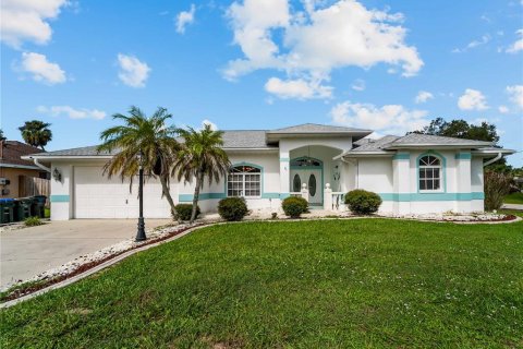 Casa en North Port, Florida 3 dormitorios, 193.24 m2 № 2380837