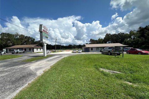Propiedad comercial en Brooksville, Florida 53.88 m2 № 2297113