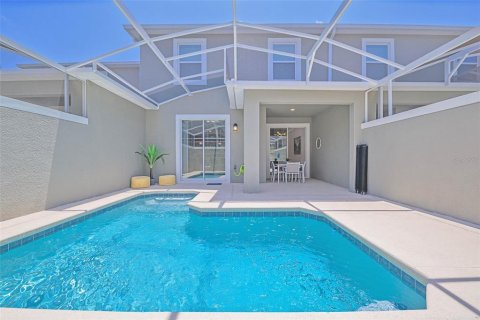 Townhouse in Davenport, Florida 4 bedrooms, 177.81 sq.m. № 2394128 - photo 23