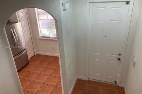 Купить кондоминиум в Дорал, Флорида 2 спальни, 123.37м2, № 1740147 - фото 10