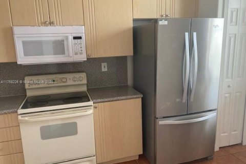 Купить кондоминиум в Дорал, Флорида 2 спальни, 123.37м2, № 1740147 - фото 4