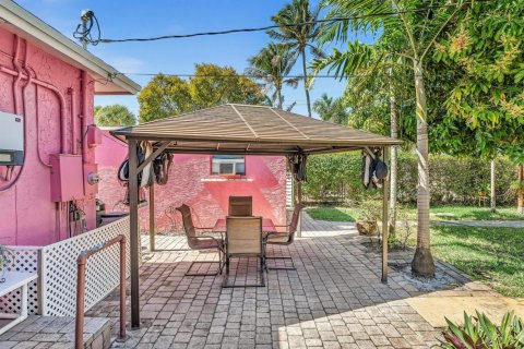 House in Hollywood, Florida 3 bedrooms, 131.55 sq.m. № 2188031 - photo 26