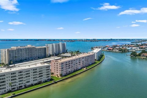 Copropriété à louer à Gulfport, Floride: 2 chambres, 104.05 m2 № 2387461 - photo 28