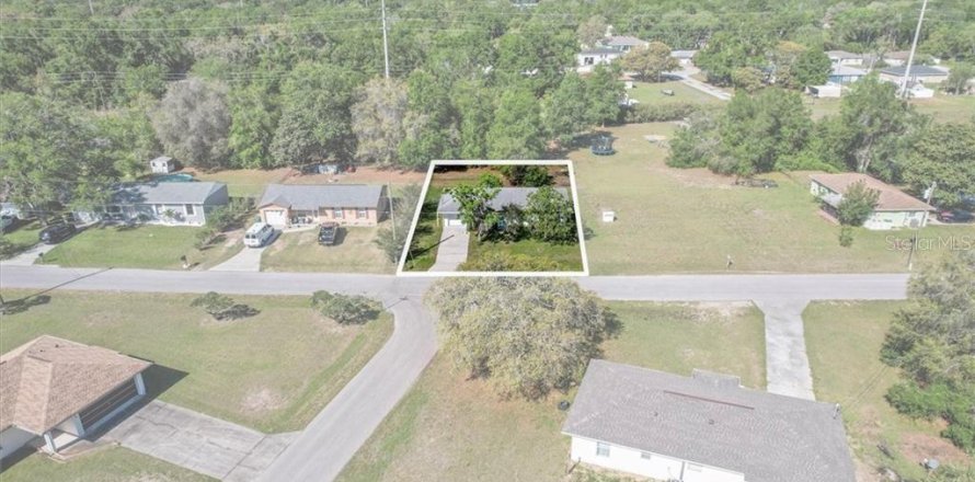 Villa ou maison à Inverness, Floride 3 chambres, 94.2 m2 № 1634079