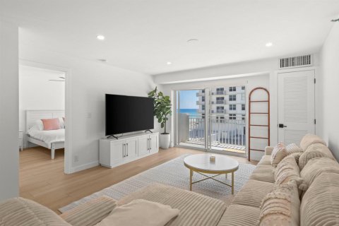 Condo in Highland Beach, Florida, 2 bedrooms  № 2382530