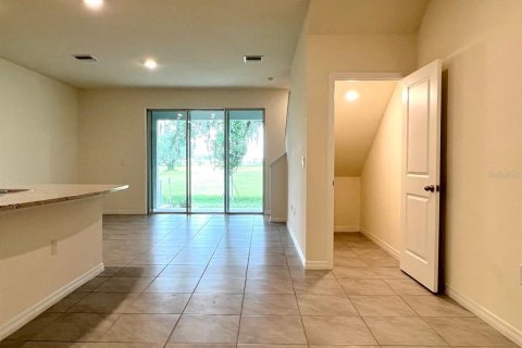 Townhouse in Wildwood, Florida 3 bedrooms, 156.82 sq.m. № 2231824 - photo 9