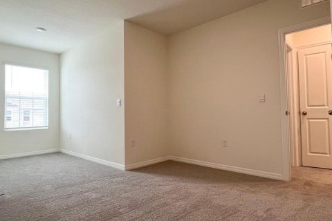 Townhouse in Wildwood, Florida 3 bedrooms, 156.82 sq.m. № 2231824 - photo 21