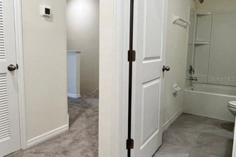 Townhouse in Wildwood, Florida 3 bedrooms, 156.82 sq.m. № 2231824 - photo 17