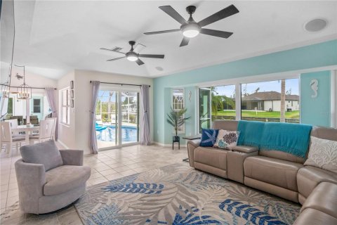 Casa en venta en Port Charlotte, Florida, 3 dormitorios, 200.67 m2 № 1760383 - foto 27