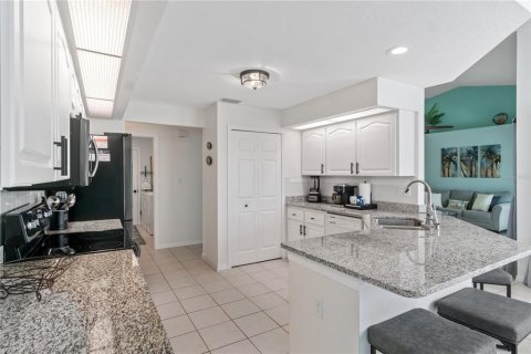 Casa en venta en Port Charlotte, Florida, 3 dormitorios, 200.67 m2 № 1760383 - foto 19