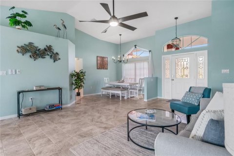 Casa en venta en Port Charlotte, Florida, 3 dormitorios, 200.67 m2 № 1760383 - foto 10
