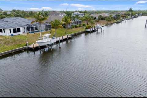 Casa en venta en Port Charlotte, Florida, 3 dormitorios, 200.67 m2 № 1760383 - foto 7