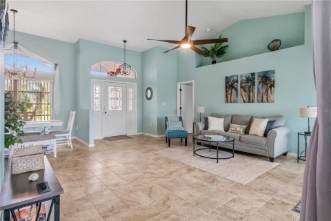 Casa en venta en Port Charlotte, Florida, 3 dormitorios, 200.67 m2 № 1760383 - foto 9