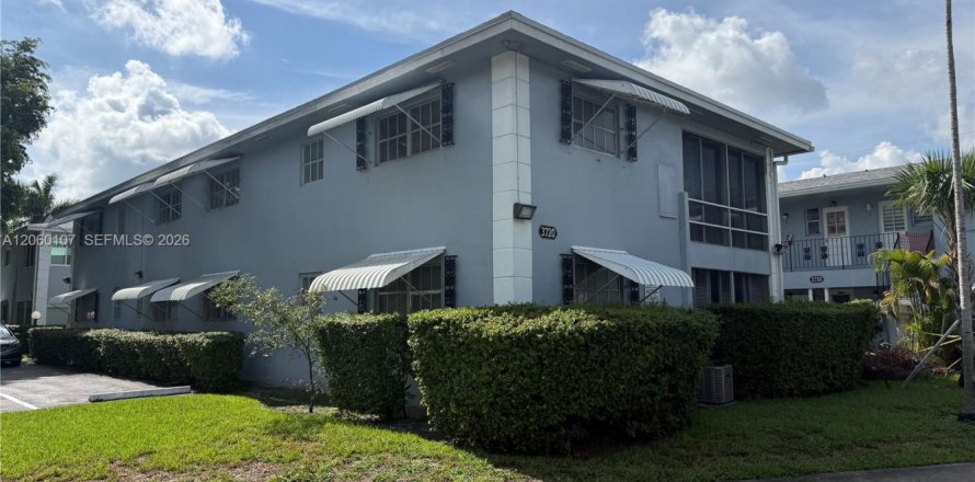 Condo in Hollywood, Florida, 2 bedrooms № 2246771