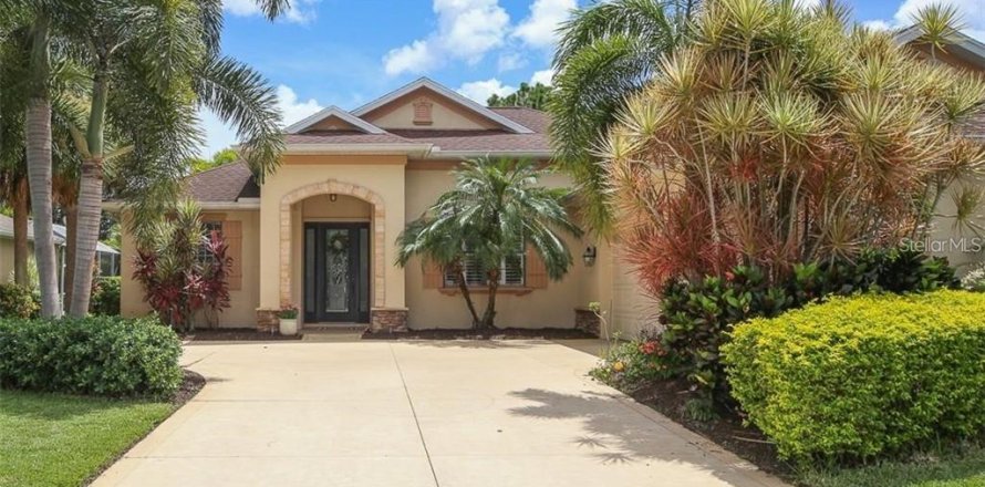 Villa ou maison à Bradenton, Floride 4 chambres, 227.8 m2 № 1899912