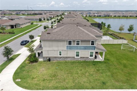 Villa ou maison à vendre à Kissimmee, Floride: 4 chambres, 256.78 m2 № 2356197 - photo 26
