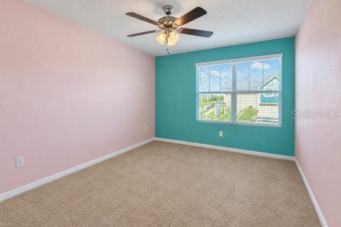 Villa ou maison à vendre à Kissimmee, Floride: 4 chambres, 256.78 m2 № 2356197 - photo 19