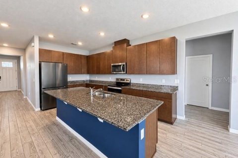 Villa ou maison à vendre à Kissimmee, Floride: 4 chambres, 256.78 m2 № 2356197 - photo 7