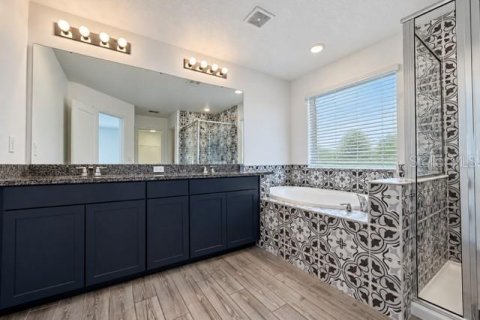 Villa ou maison à vendre à Kissimmee, Floride: 4 chambres, 256.78 m2 № 2356197 - photo 15