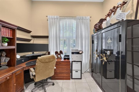 Villa ou maison à vendre à Valrico, Floride: 4 chambres, 351.54 m2 № 2430909 - photo 5