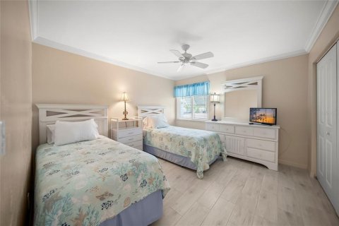 Condo in Sarasota, Florida, 2 bedrooms  № 2123164 - photo 17
