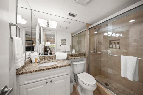 Condo in Sarasota, Florida, 2 bedrooms  № 2123164 - photo 19