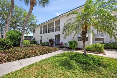 Condo in Sarasota, Florida, 2 bedrooms  № 2123164 - photo 2