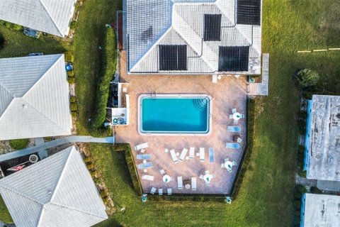 Casa en venta en Sarasota, Florida, 2 dormitorios, 111.02 m2 № 2384230 - foto 8