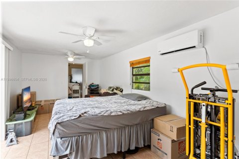 House in North Lauderdale, Florida 3 bedrooms, 149.76 sq.m. № 2058737 - photo 27