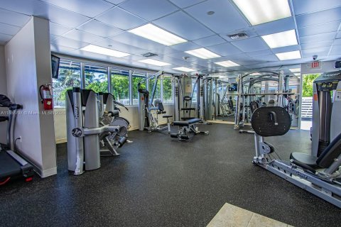 Copropriété à louer à Sunny Isles Beach, Floride: 33.44 m2 № 1942658 - photo 11