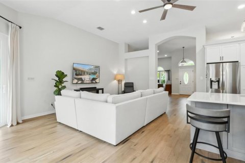 Casa en venta en Lutz, Florida, 3 dormitorios, 199.09 m2 № 1845084 - foto 7