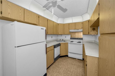 Copropriété à vendre à Tarpon Springs, Floride: 2 chambres, 96.71 m2 № 1917239 - photo 19