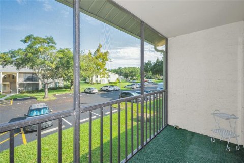 Copropriété à vendre à Tarpon Springs, Floride: 2 chambres, 96.71 m2 № 1917239 - photo 11