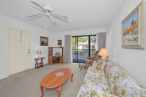 Copropriété à vendre à Tarpon Springs, Floride: 2 chambres, 96.71 m2 № 1917239 - photo 9