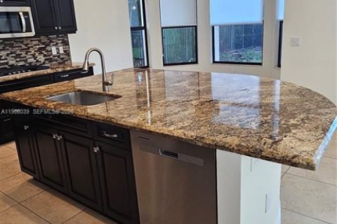 Villa ou maison à louer à Delray Beach, Floride: 5 chambres, 365.29 m2 № 2028056 - photo 28