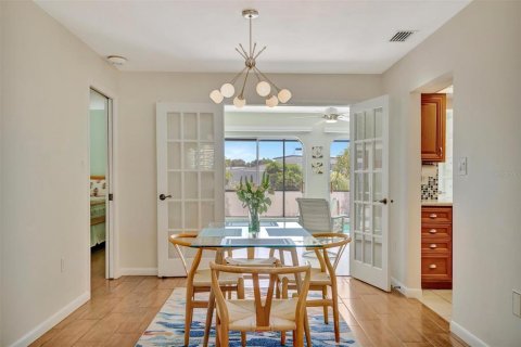 Casa en venta en Sarasota, Florida, 2 dormitorios, 155.7 m2 № 2345680 - foto 27