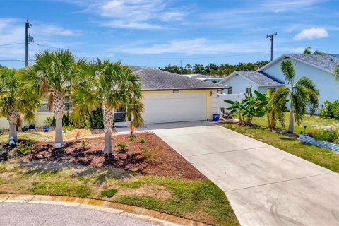 Casa en venta en Sarasota, Florida, 2 dormitorios, 155.7 m2 № 2345680 - foto 5