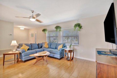 Casa en venta en Sarasota, Florida, 2 dormitorios, 155.7 m2 № 2345680 - foto 25
