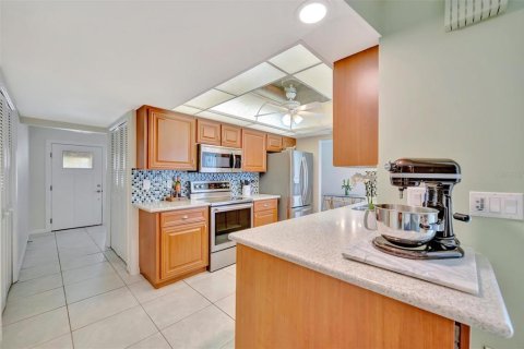 Casa en venta en Sarasota, Florida, 2 dormitorios, 155.7 m2 № 2345680 - foto 12